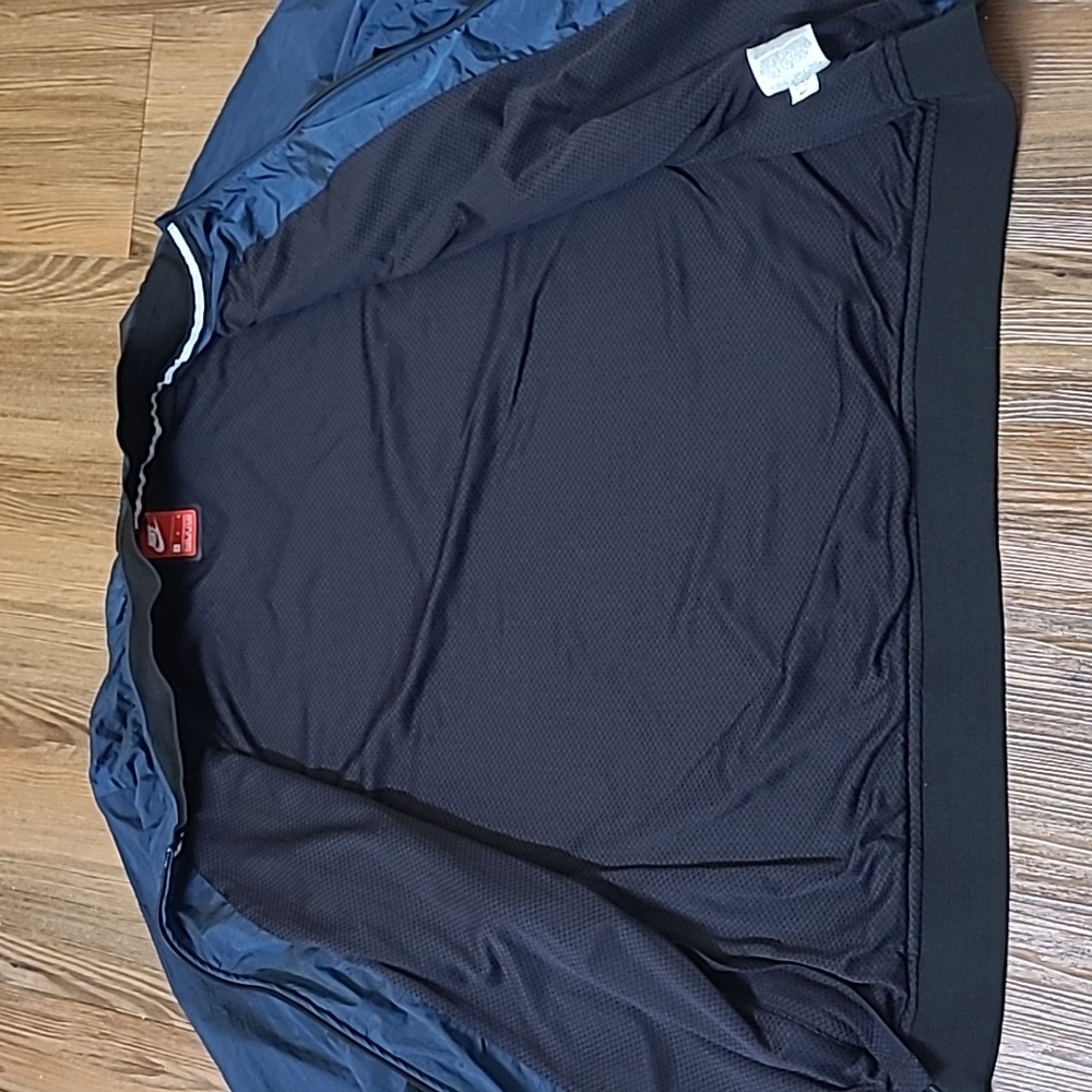 Nike Men's Blue Jacket used perfect condition. - Picture 6 of 14